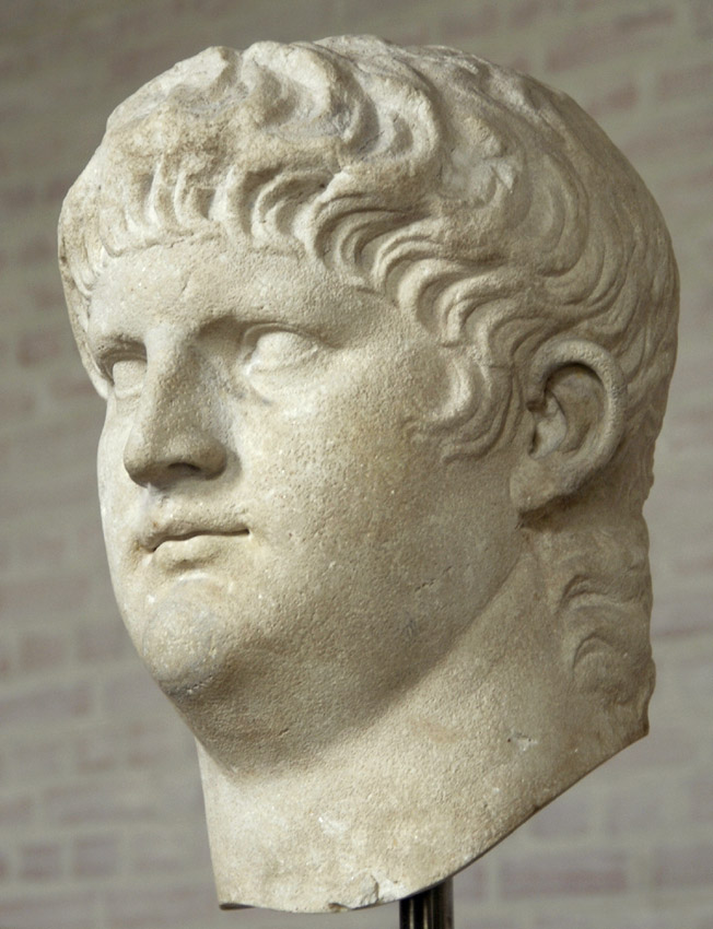 Нейрон император римской империи. Нерон Римский Император. Император Нерон бюст. Император херенион Рим.